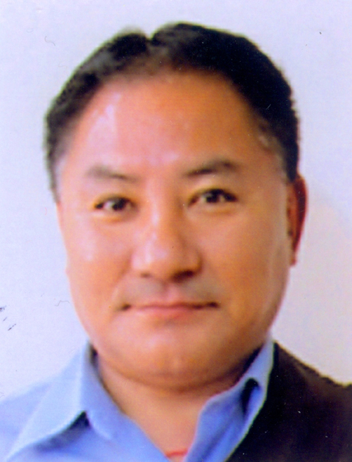 སྤྱི་འཐུས་པདྨ་འབྱུང་གནས།